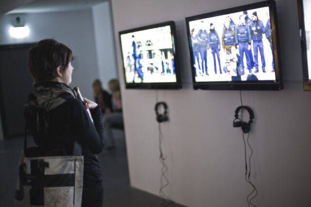 Artur Zmijewski: Democracies