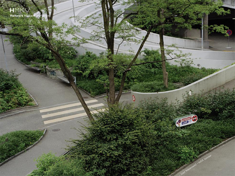 Verstreute Momente der Konzentration. Urbane und digitale Räume