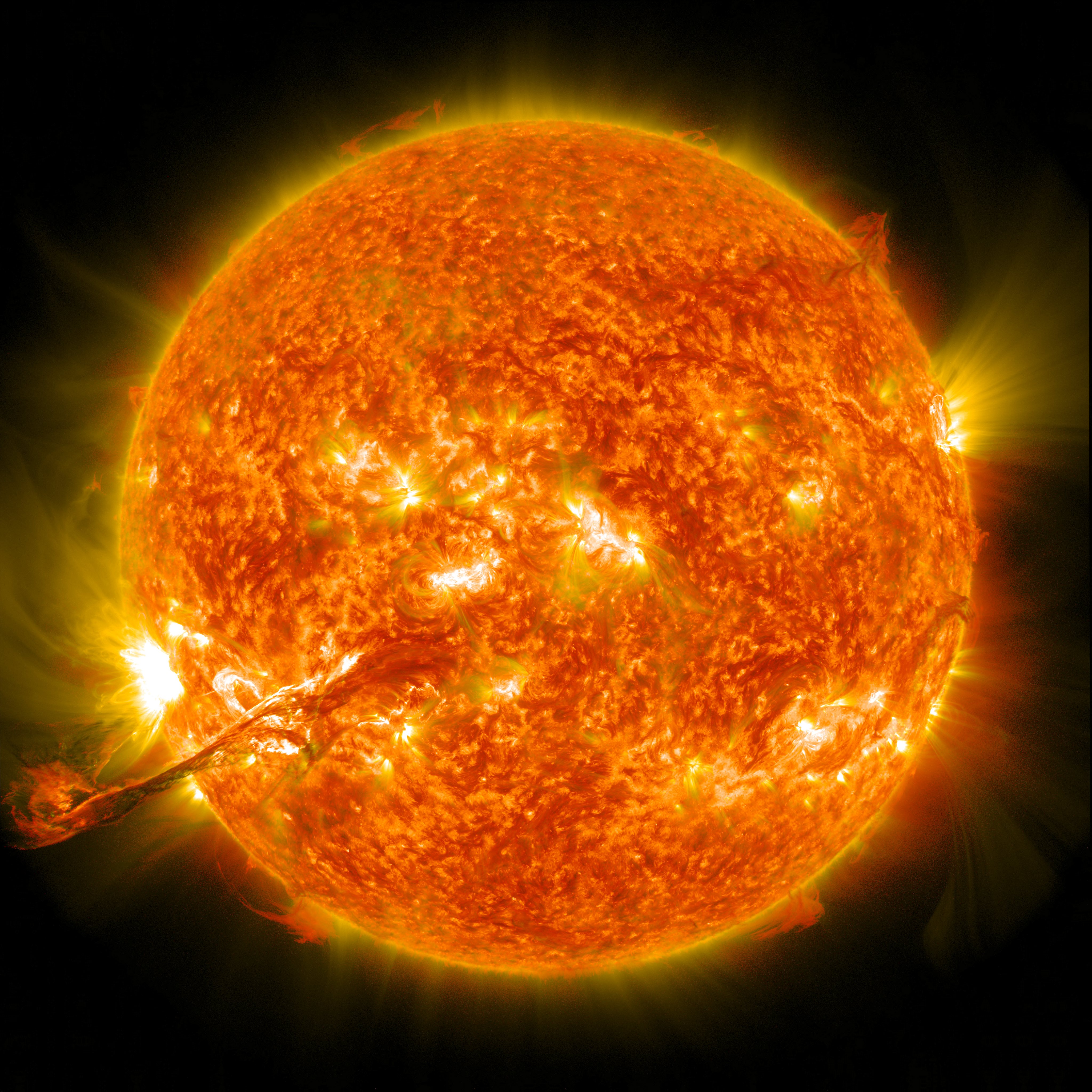 Nasa magnificent cme erupts on the sun