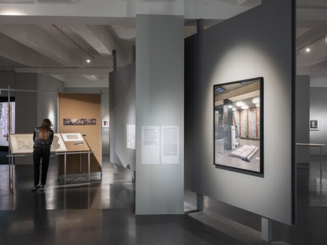 Ausstellungsdokumentation HMKV Dortmund "Robotron. Arbeiterklasse und Intelligenz"
